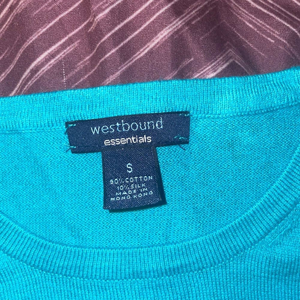 Tee - Picture 4 of 5